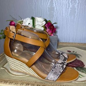 DV8 Dolce Vita Strappy Wedge Snake Print Espadrilles Sandals Sz 11 NEW